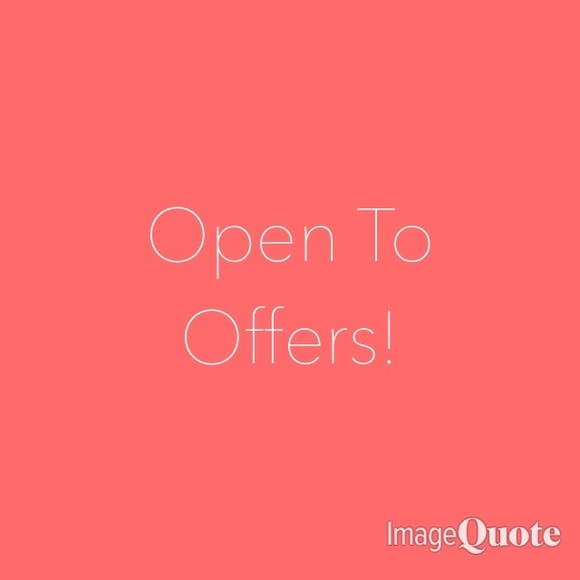 ✨Last Chance✨going to consign- Vivienne Tam Blouse - Picture 6 of 6